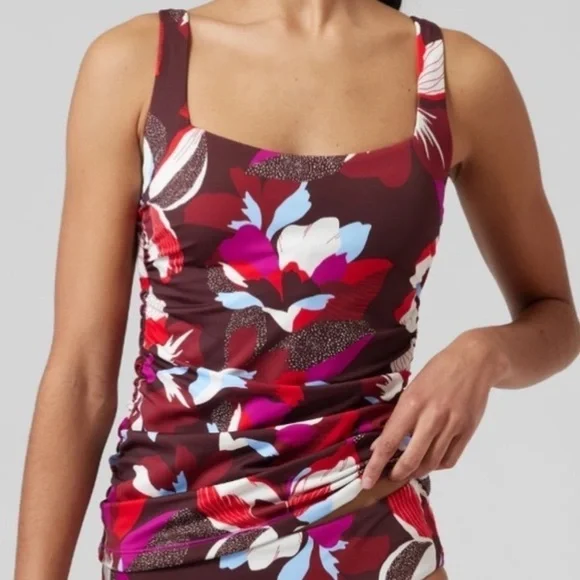 NWT! Multicolor Floral Square Neck Tankini - Size 36D/DD